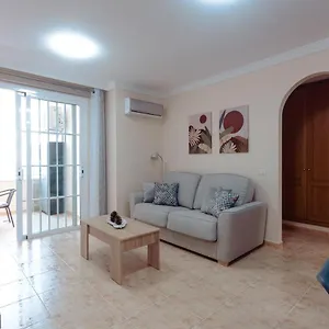Apartamento Apto Ache, Acogedor De 66 M Con Terraza, Aire Acondicionado Y Parking Privado Gratuito, Los Abrigos